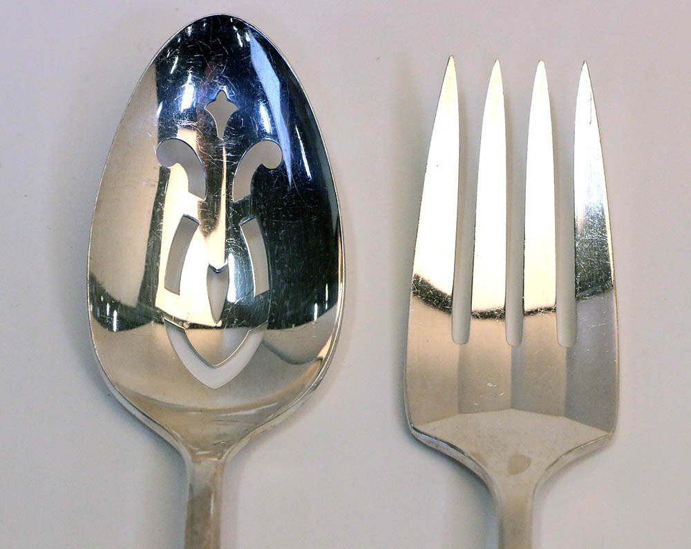 Oneida Community "Morning Star" Silver Plate Flatware Set