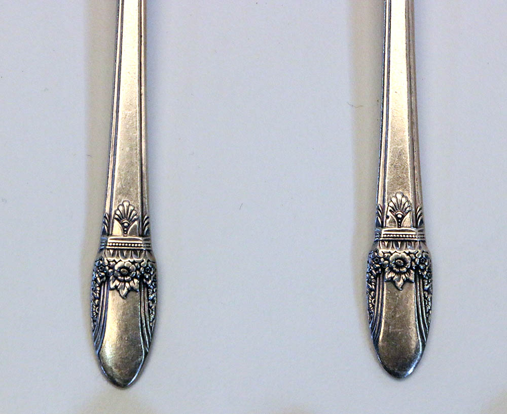 Oneida Community "Morning Star" Silver Plate Flatware Set