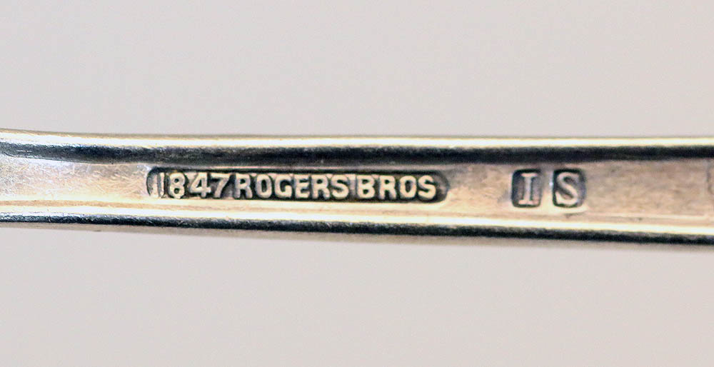 Oneida Community "Morning Star" Silver Plate Flatware Set