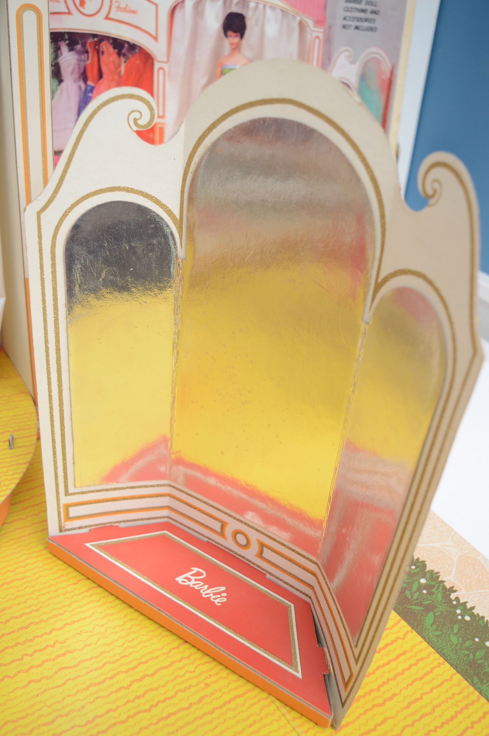 Barbie's Fashion Shop - Circa 1963