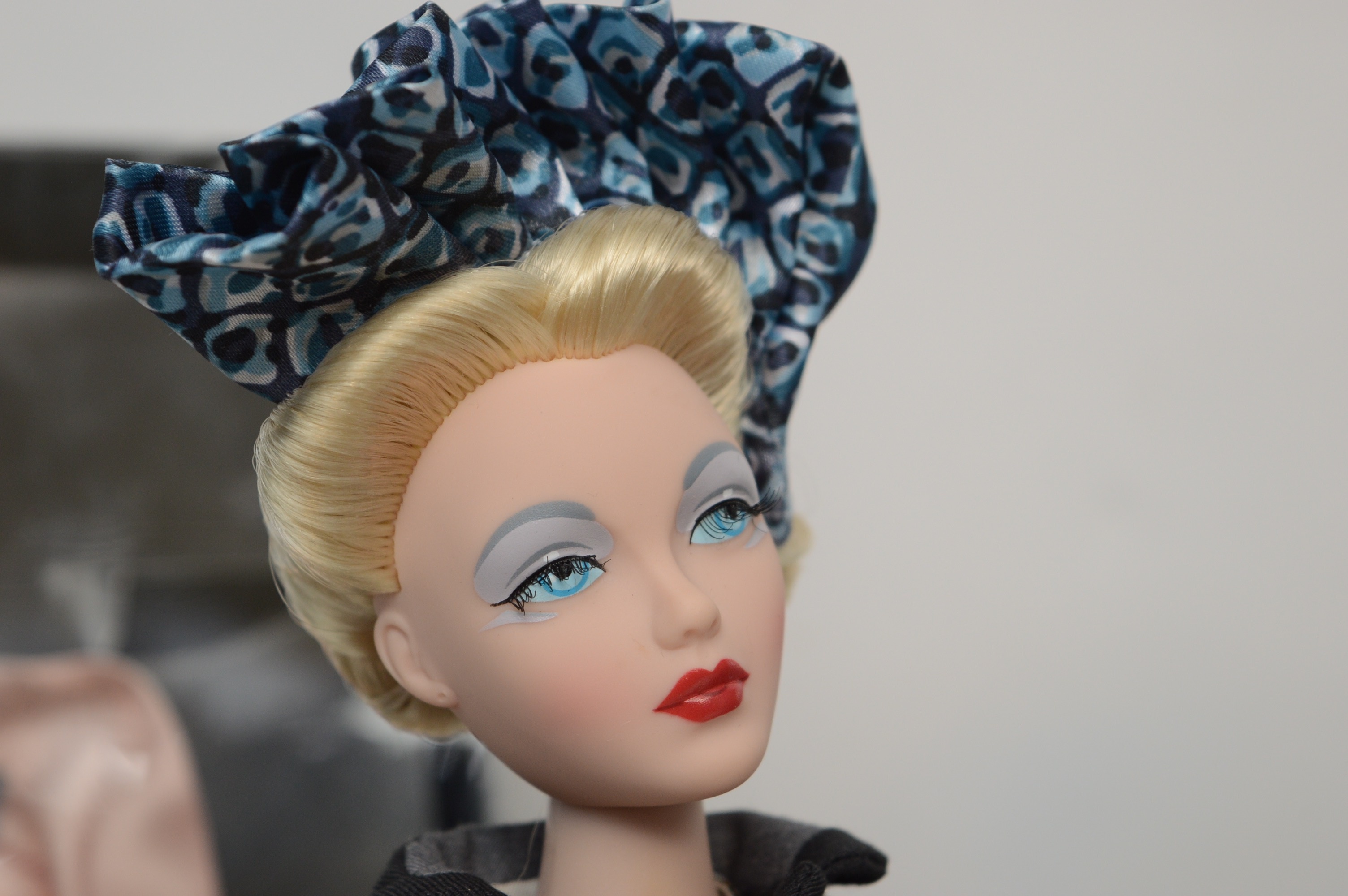 Pair of Gene Dolls with Outfits