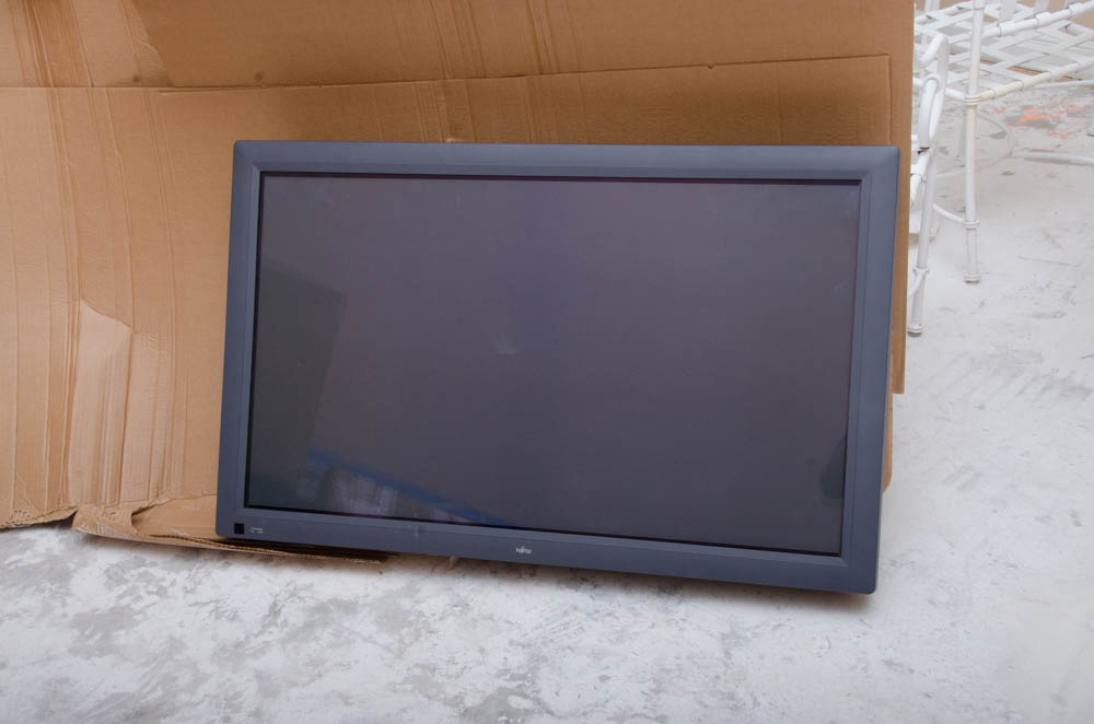 42'' Fujitsu Plasma Television