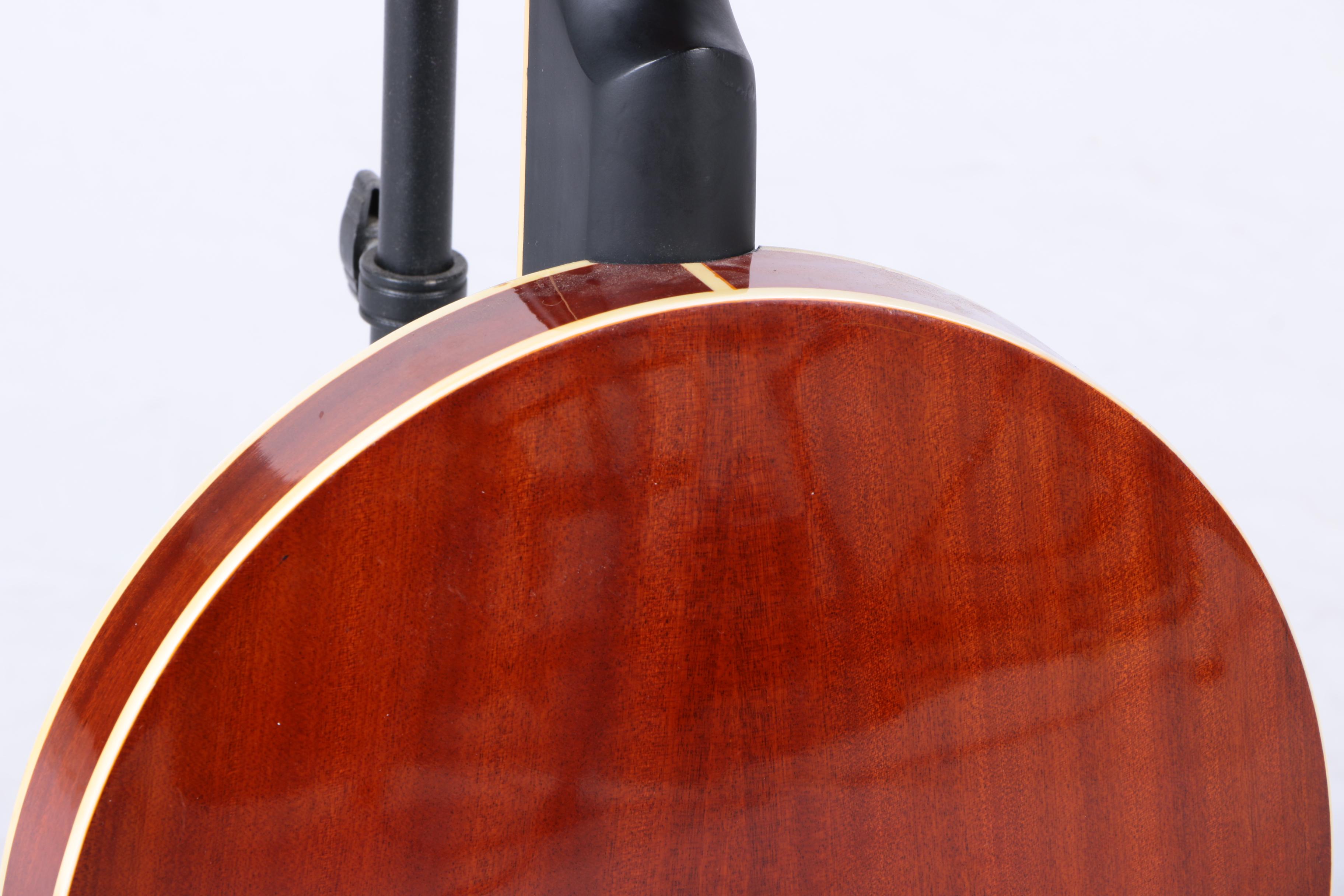 Resonator Banjo and Stand