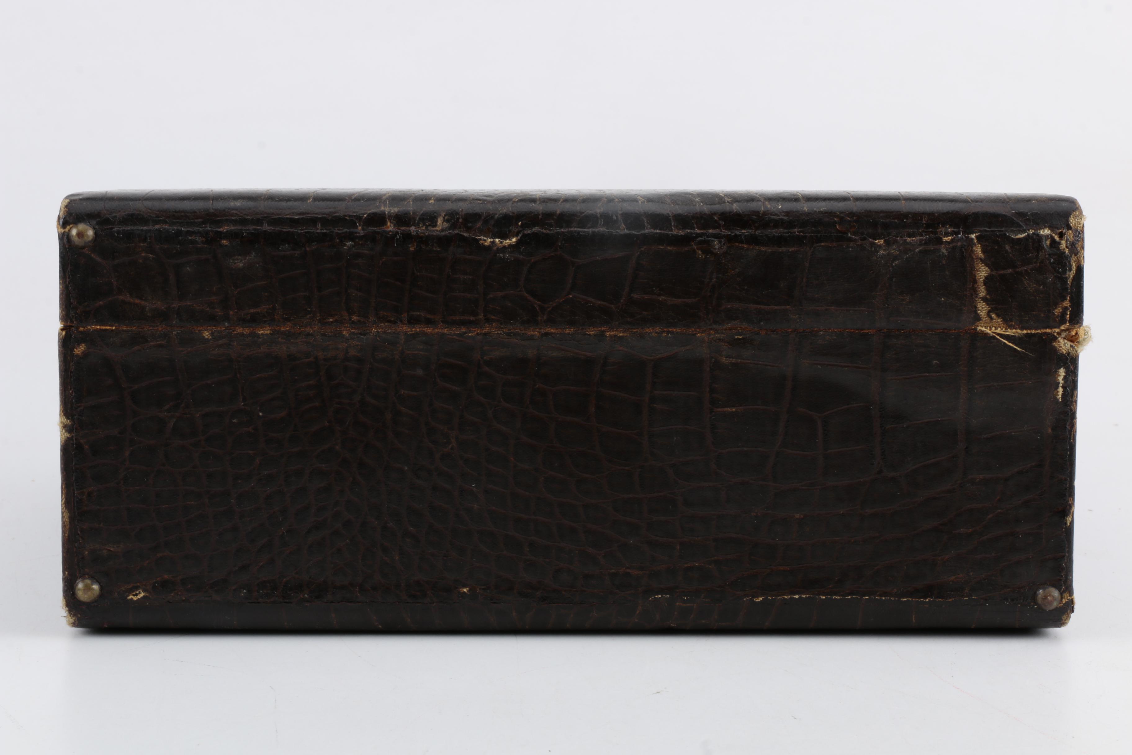 1930s-1940s Elizabeth Arden Beauty Box