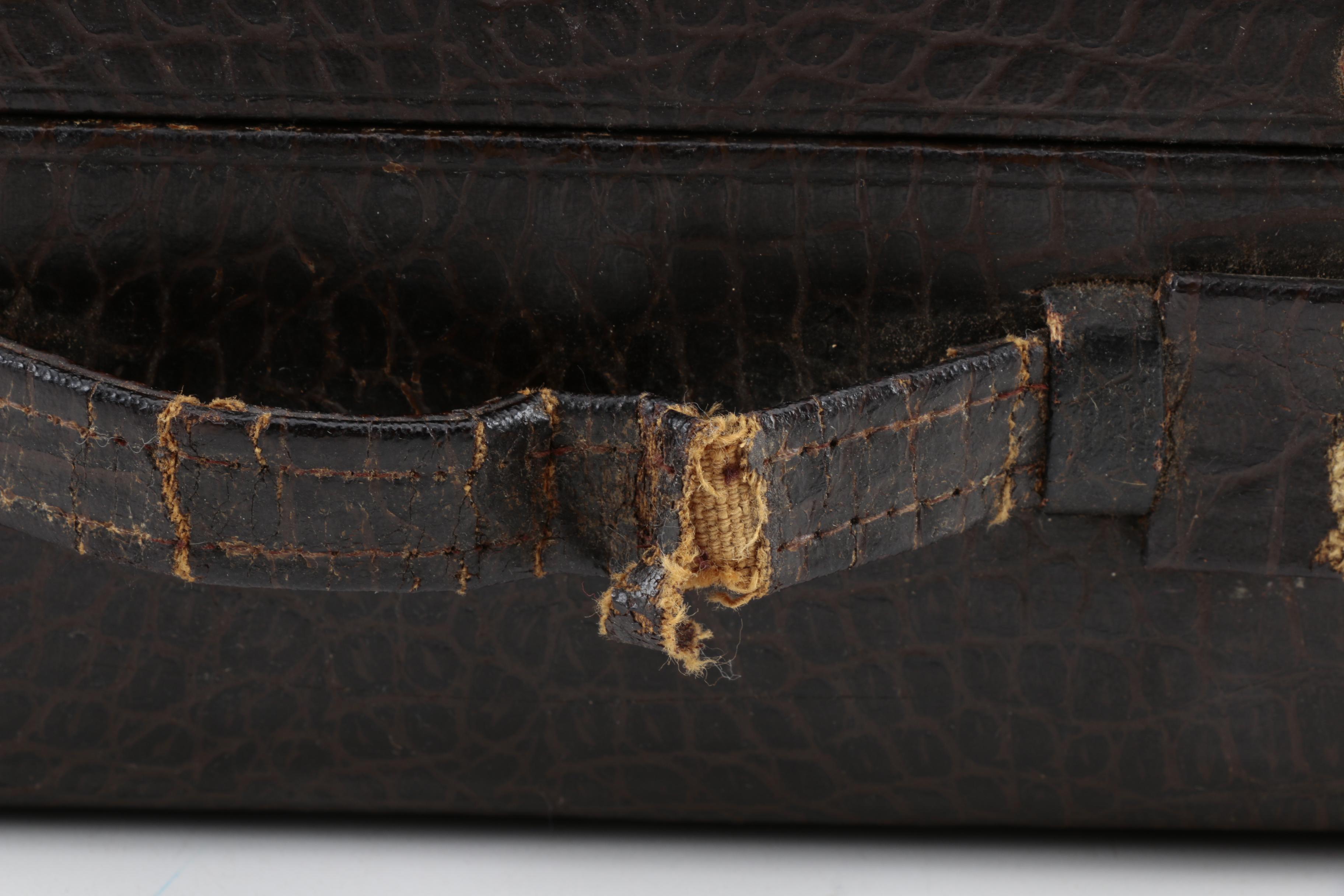 1930s-1940s Elizabeth Arden Beauty Box