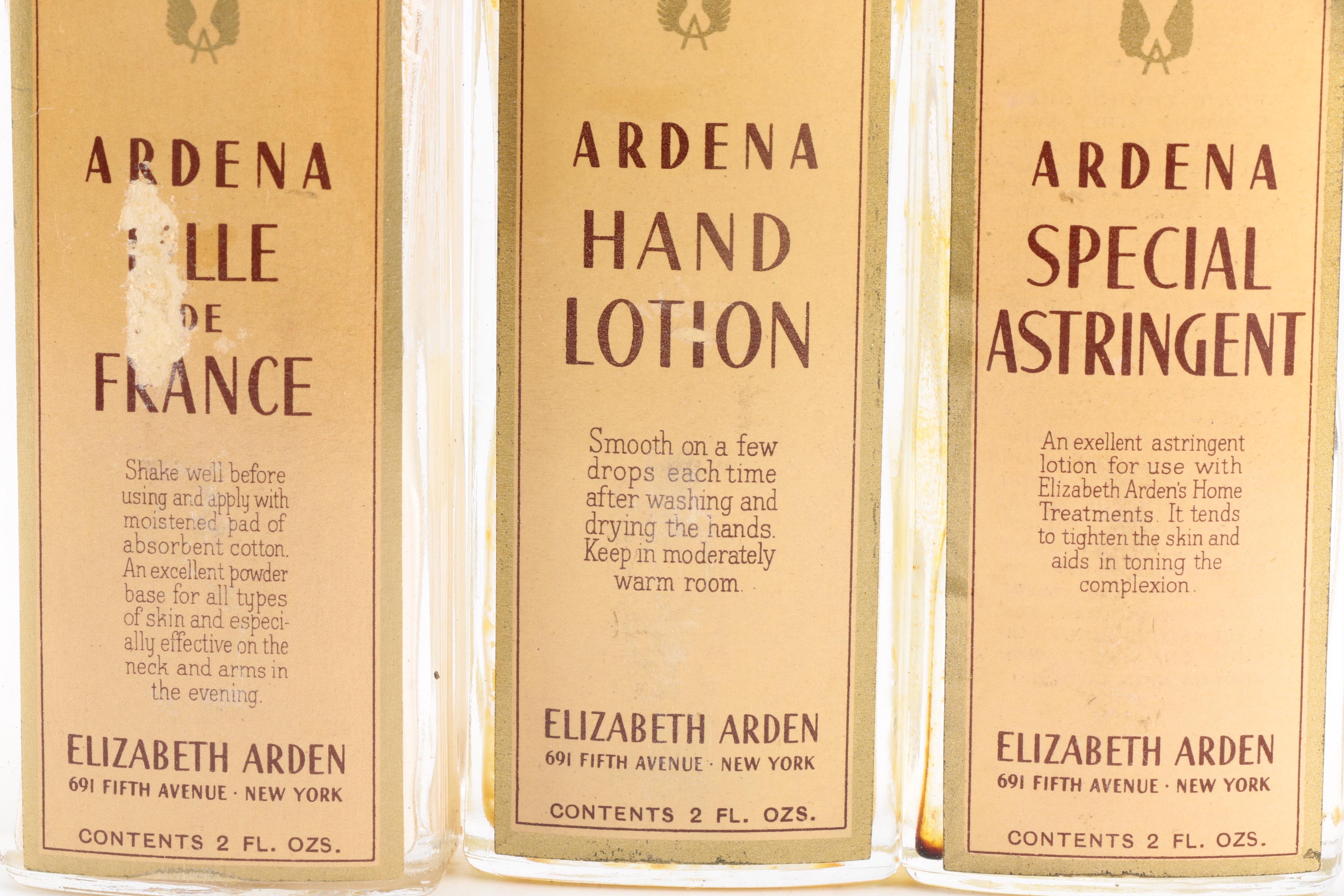 1930s-1940s Elizabeth Arden Beauty Box