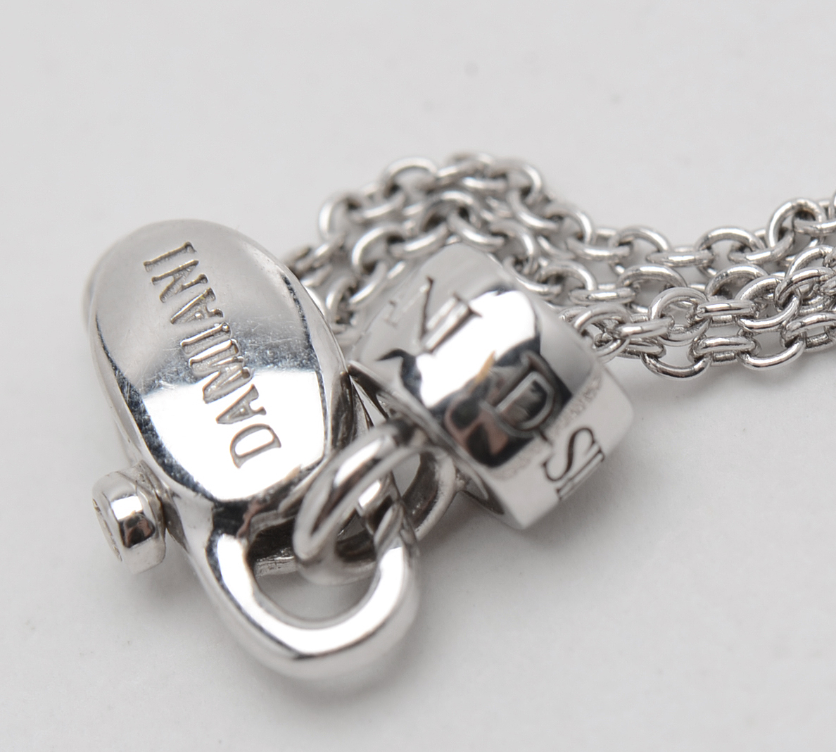 Damiani and Brad Pitt Designed 18K White Gold and Diamond Circle Necklace