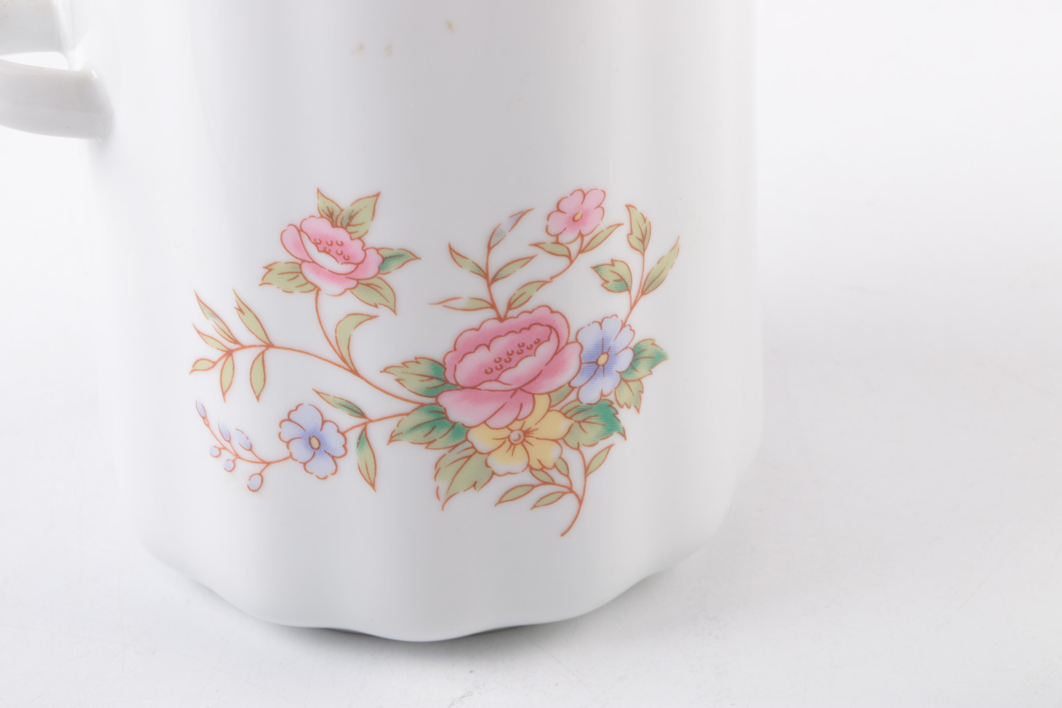 Pair of Horchow Collection Japanese Bowls