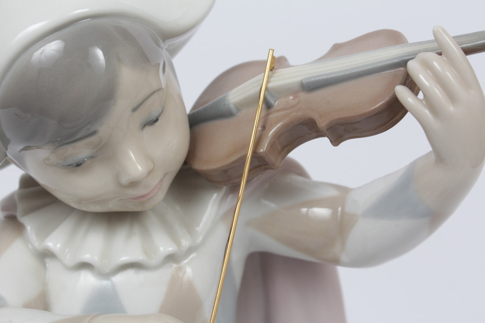 Rare Lladro Figurine "Harlequin with Violin"
