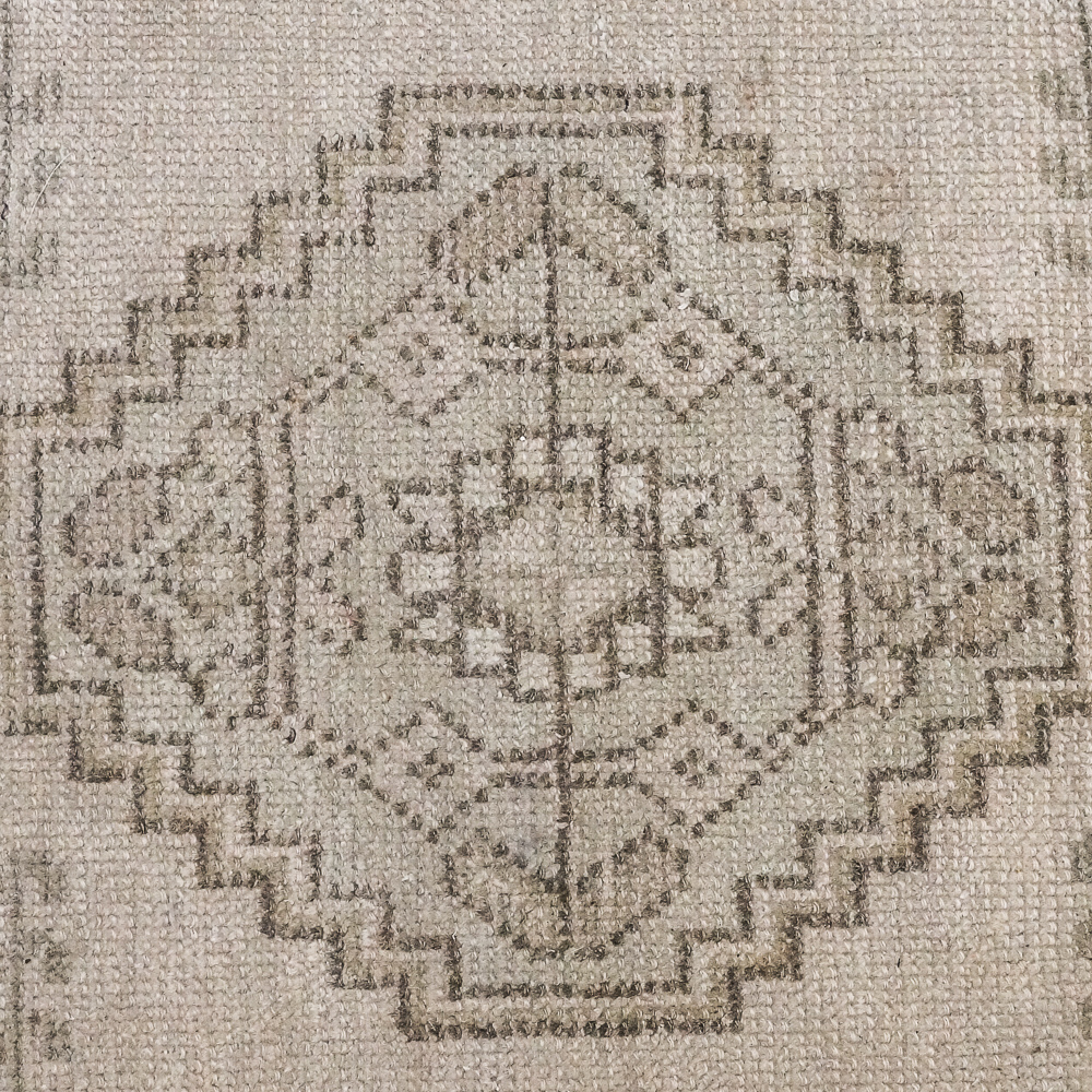 Handwoven Turkish Kula Style Wool Mat