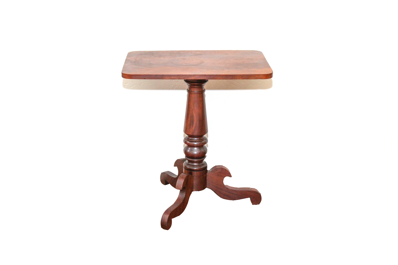 Antique Flame Mahogany Tilt-Top Table