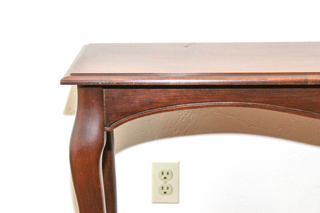 Queen Anne-Style Sofa Table