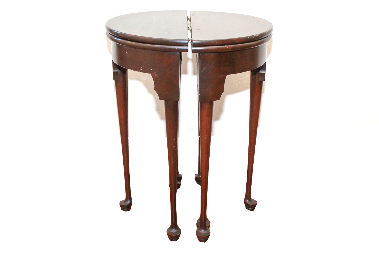 Matching Flip-Top Gate-Leg Tables