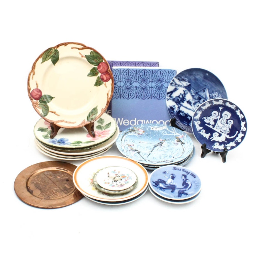 Decorative Collectors Plates including Wedgwood