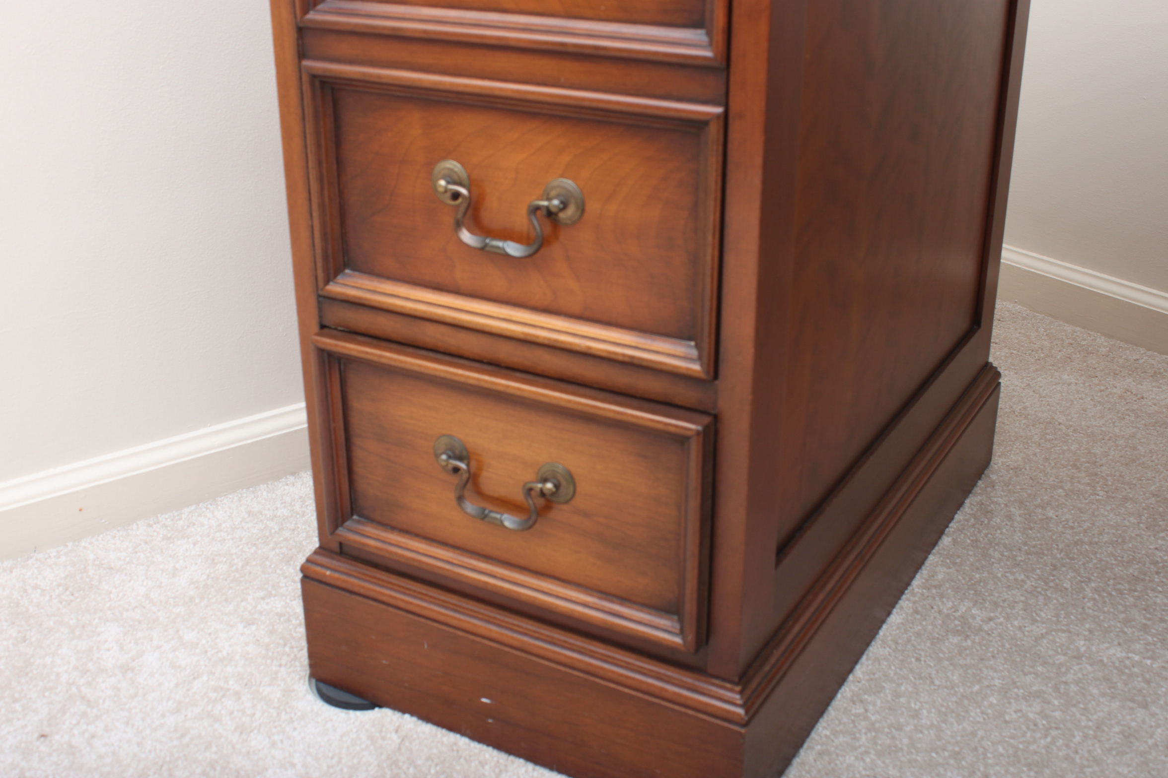 Double Pedestal Desk by Sligh-Lowry