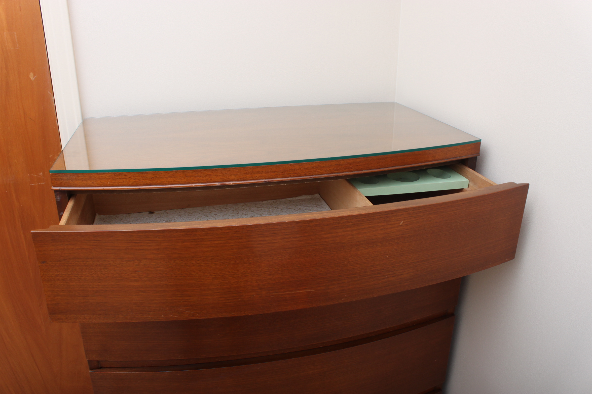 Vintage Bow Front Chest of Drawers