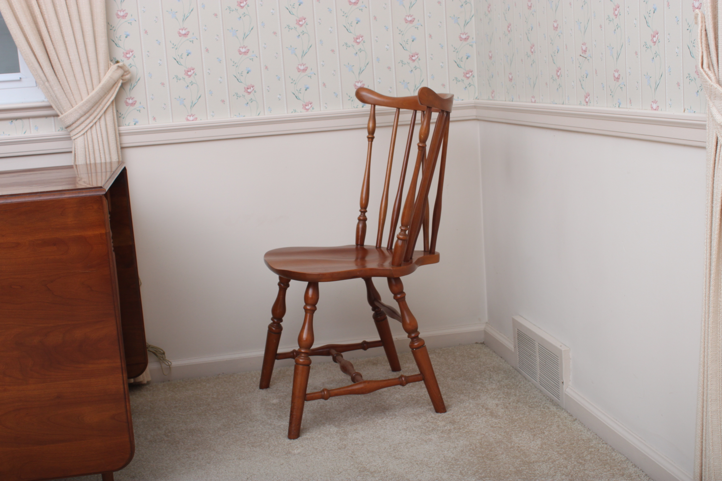 Drop Leaf Table With Windsor Style Chairs