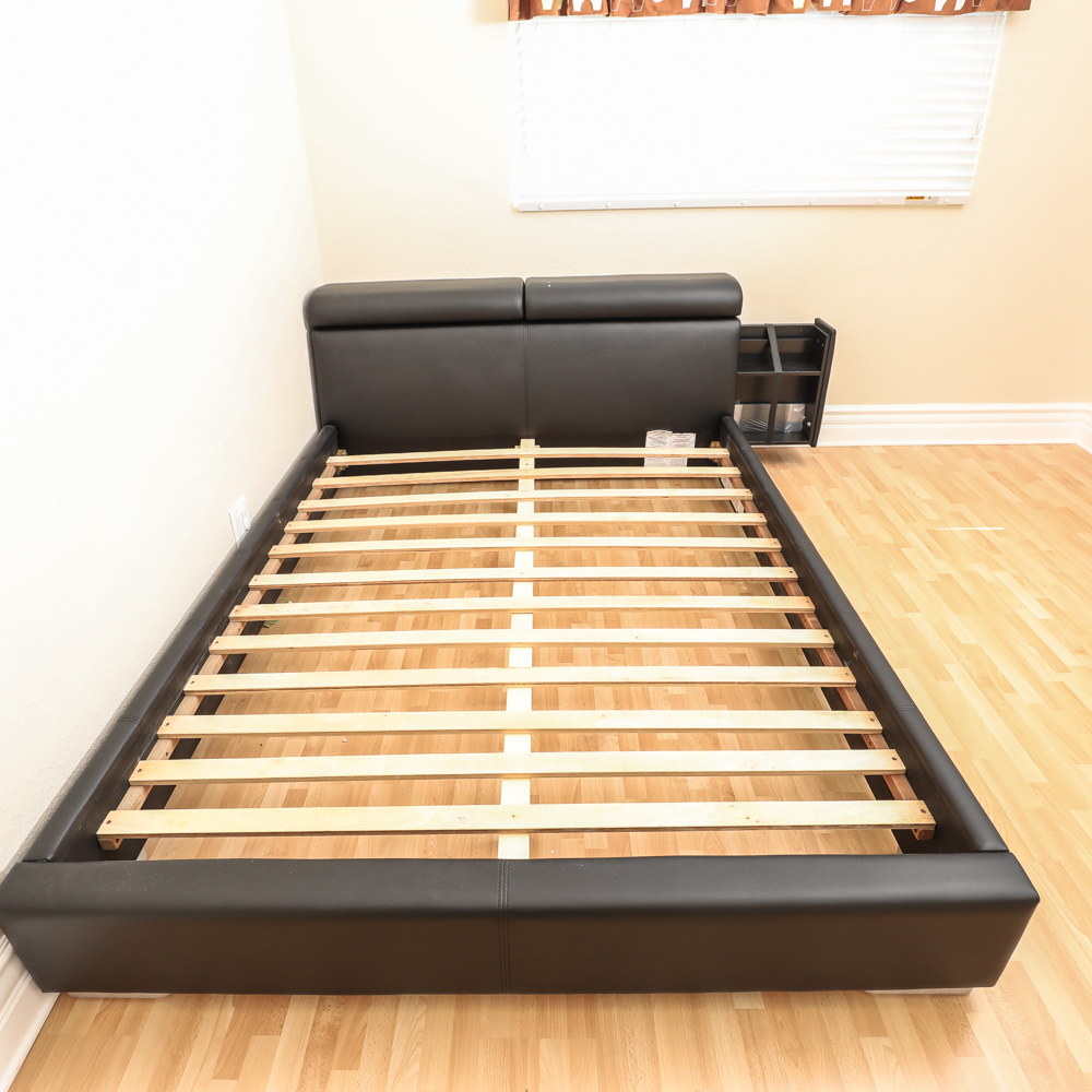 King Size Platform Bed by Acme Furniture Industry Inc.