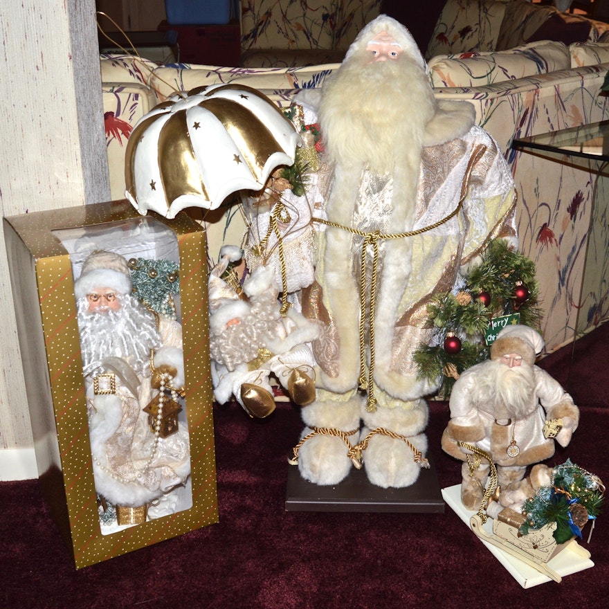 Old World Style Holiday Santa Figurines