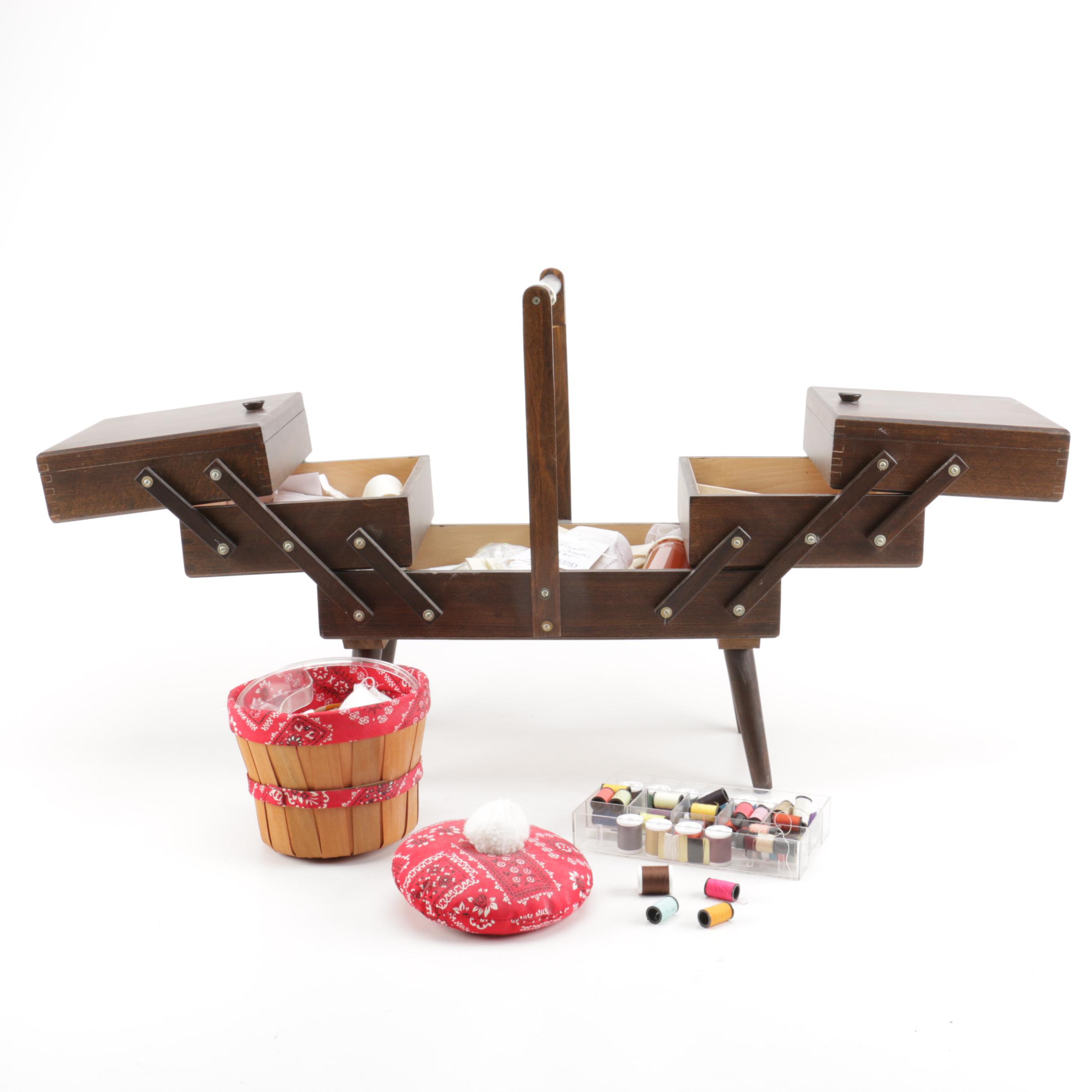 Accordion Sewing Box and Accessories