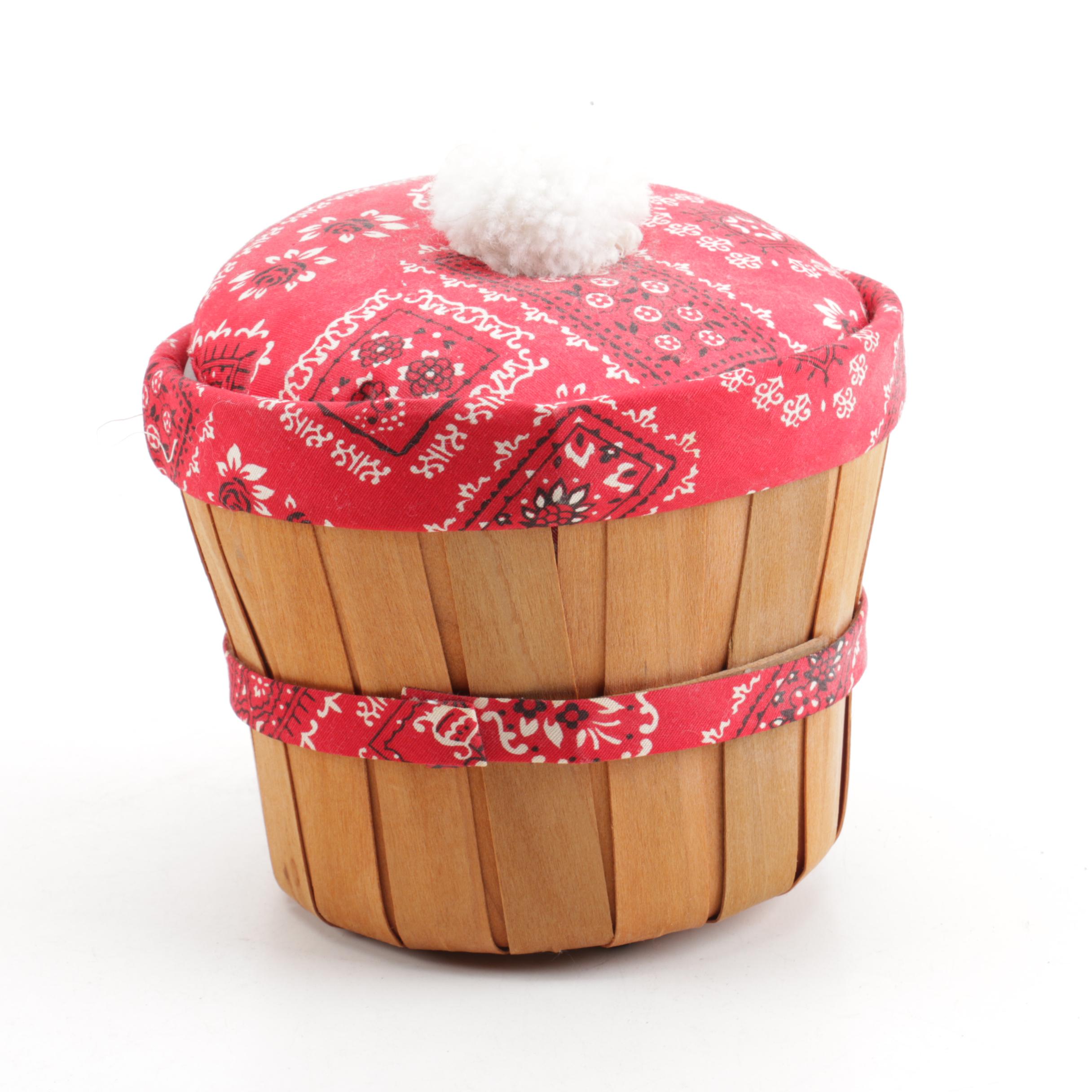 Accordion Sewing Box and Accessories