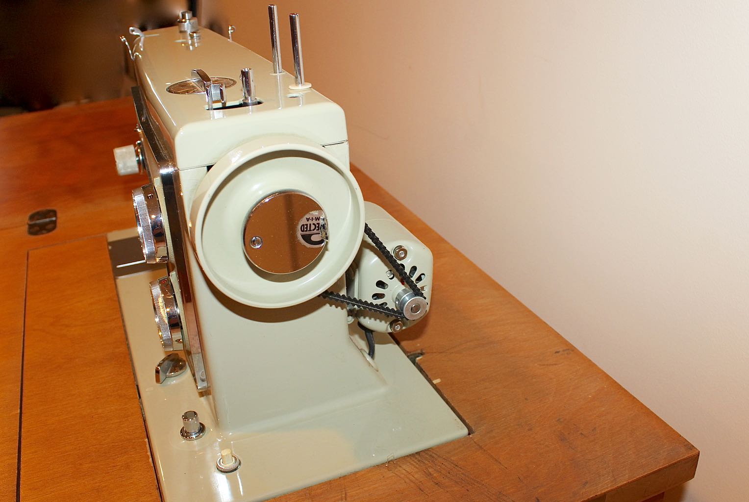 Sears Kenmore Vintage Sewing Machine in Wood Cabinet