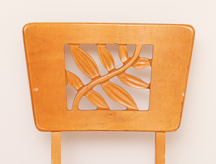 Mid-Century Folding Game Table and Four Leaf-Carved Side Chairs by Stakmore