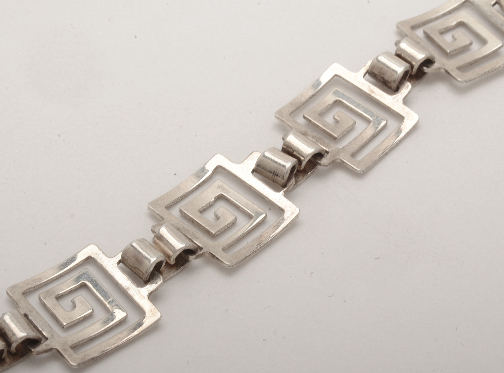 Sterling Silver Greek Key Design Necklace