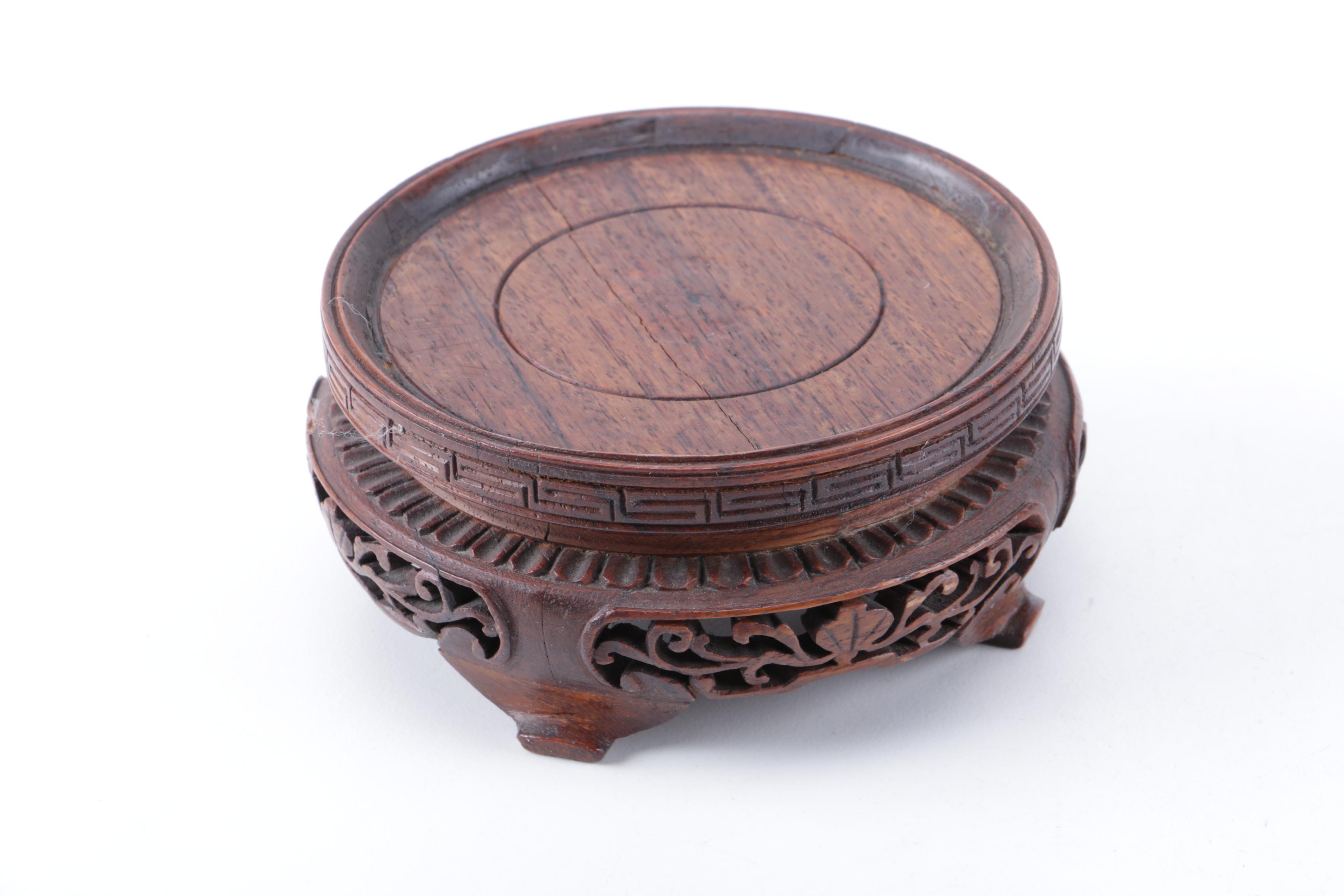 Small Ceramic Pots and Wooden Stand