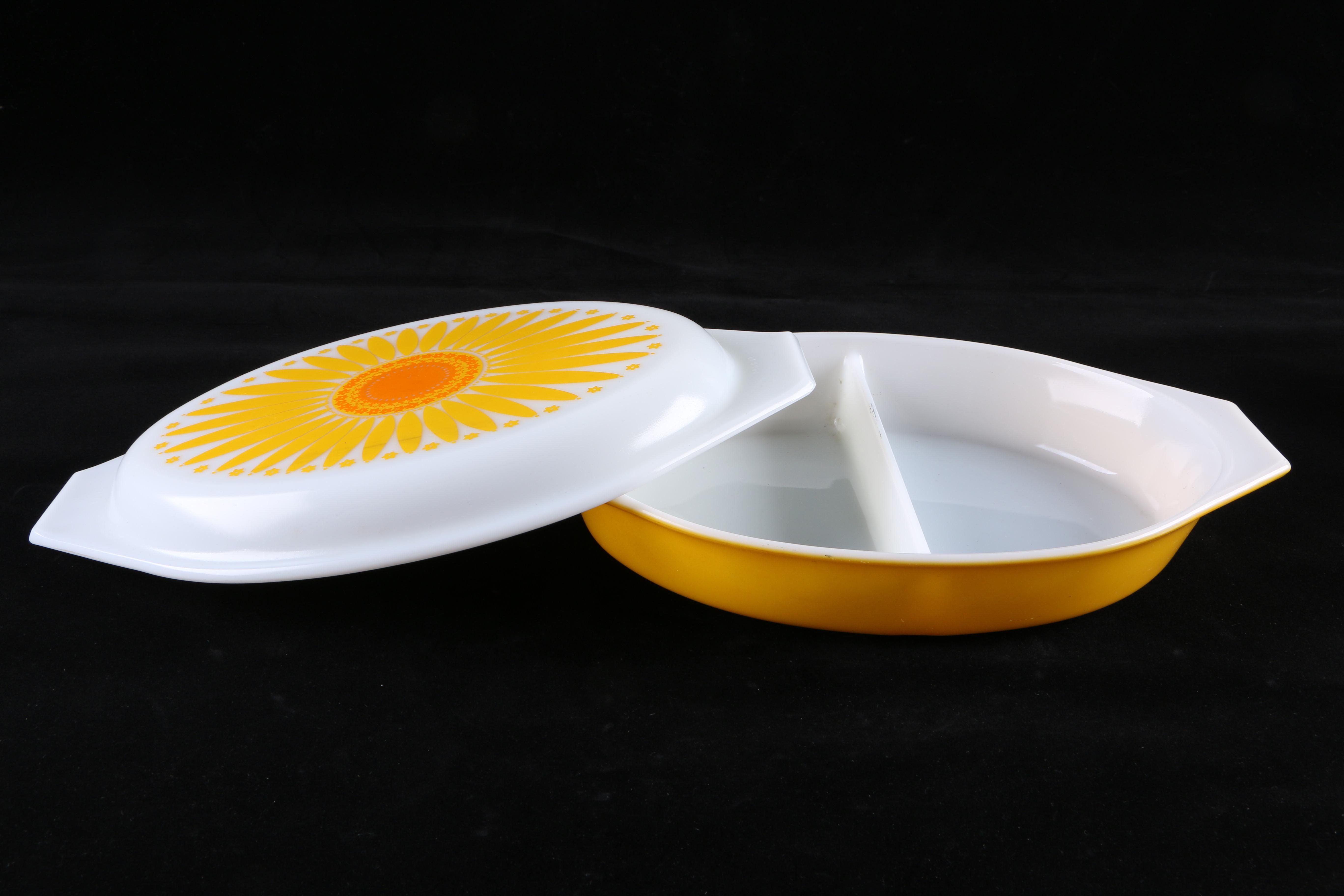 Pyrex "Daisy" Glass Dishes