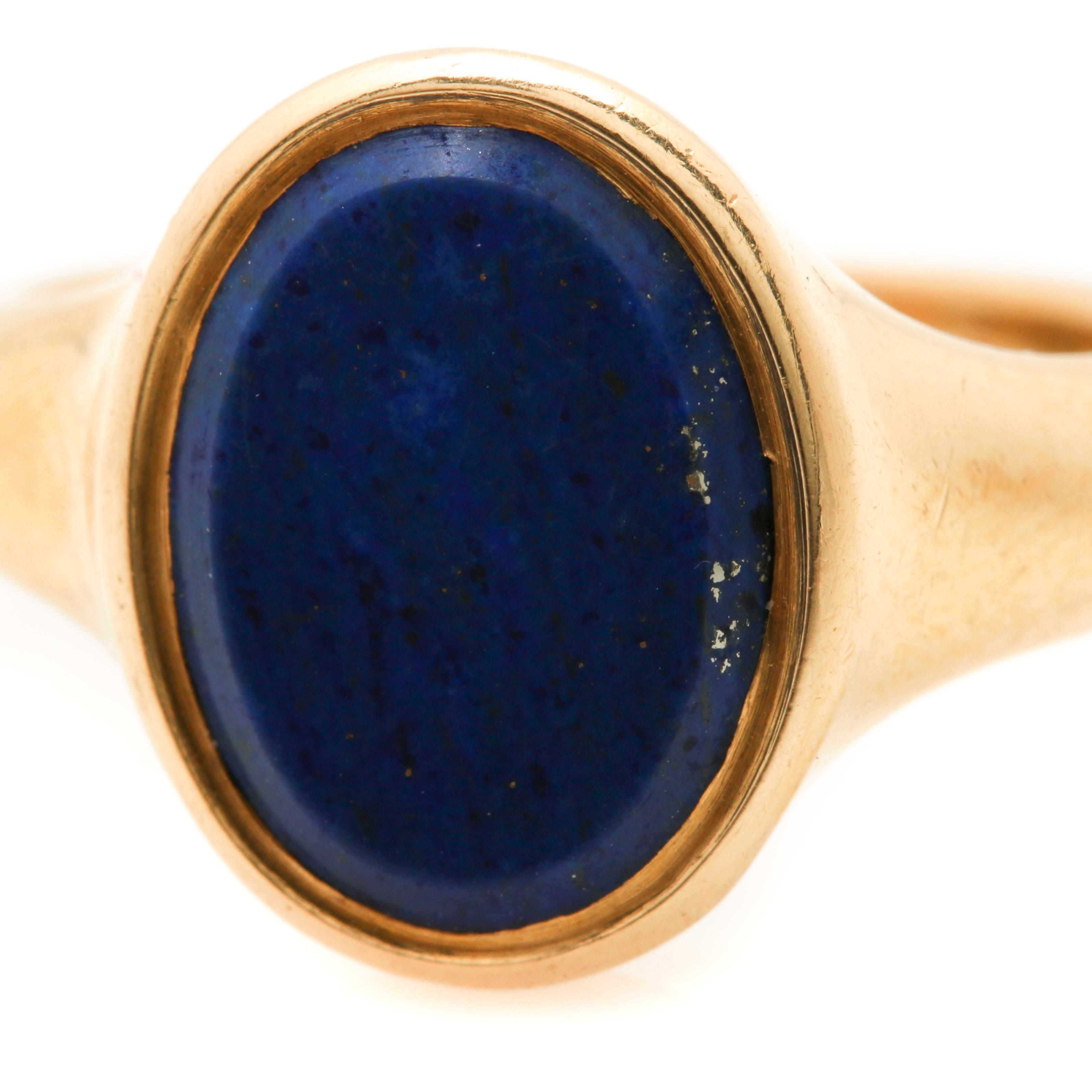 Circa 1918 Deakin & Francis English 18K Yellow Gold Lapis Lazuli Ring