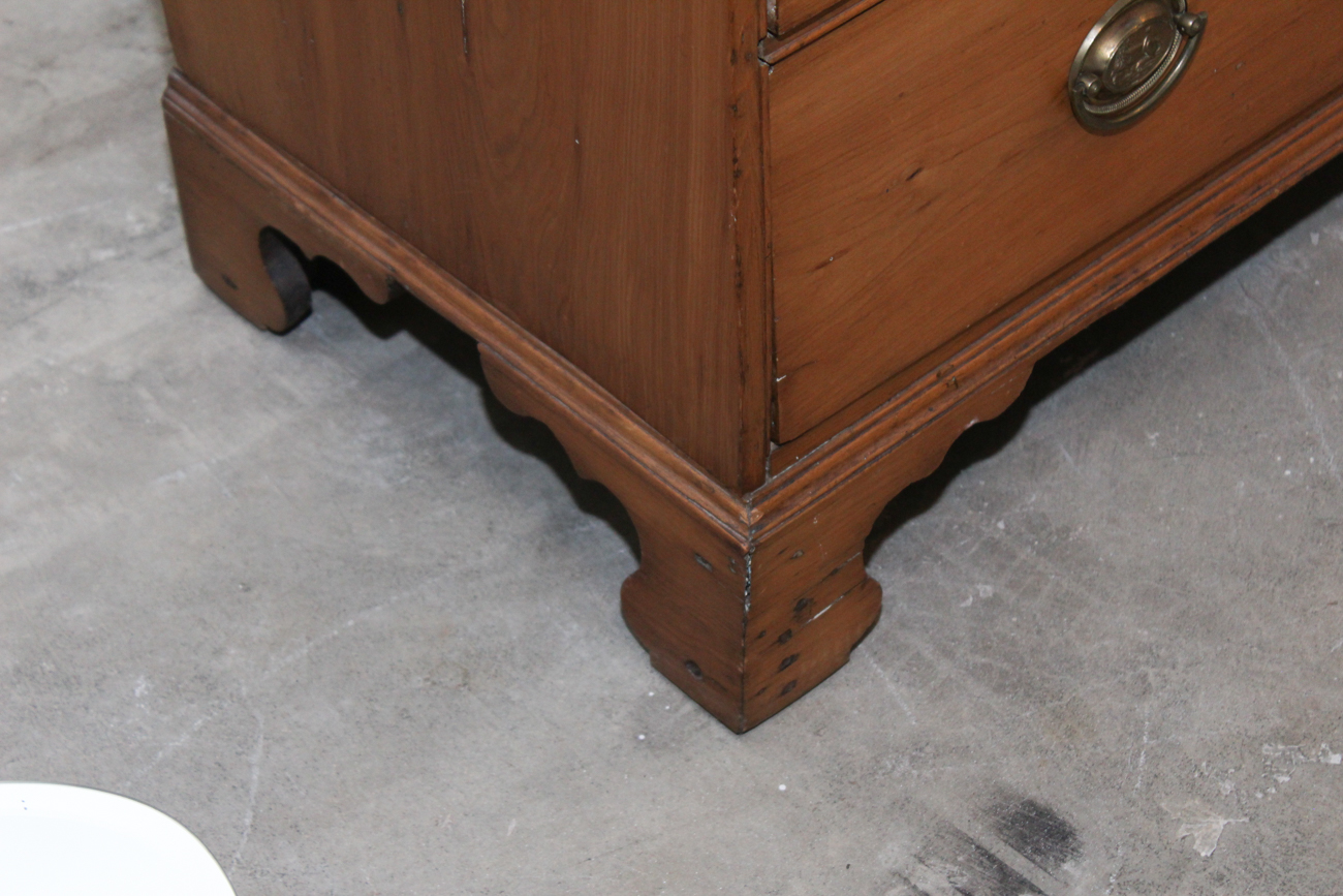 Antique Federal Style Birch Chest of Drawers