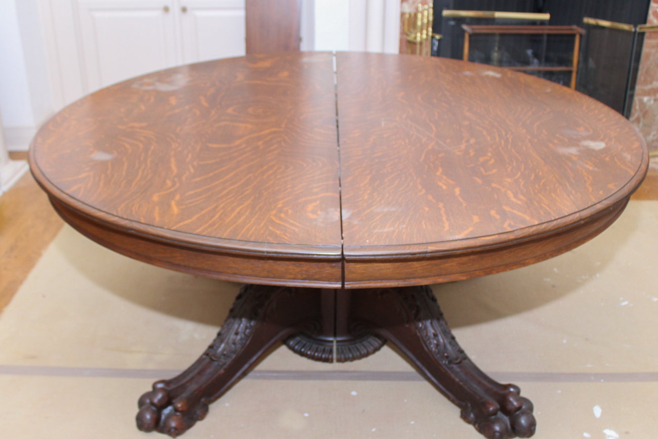 Antique Flame-Grained Oak Extension Table