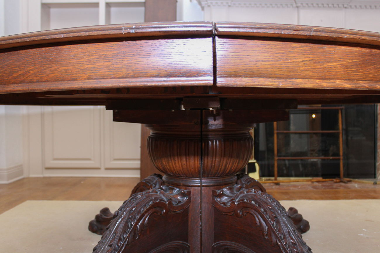 Antique Flame-Grained Oak Extension Table