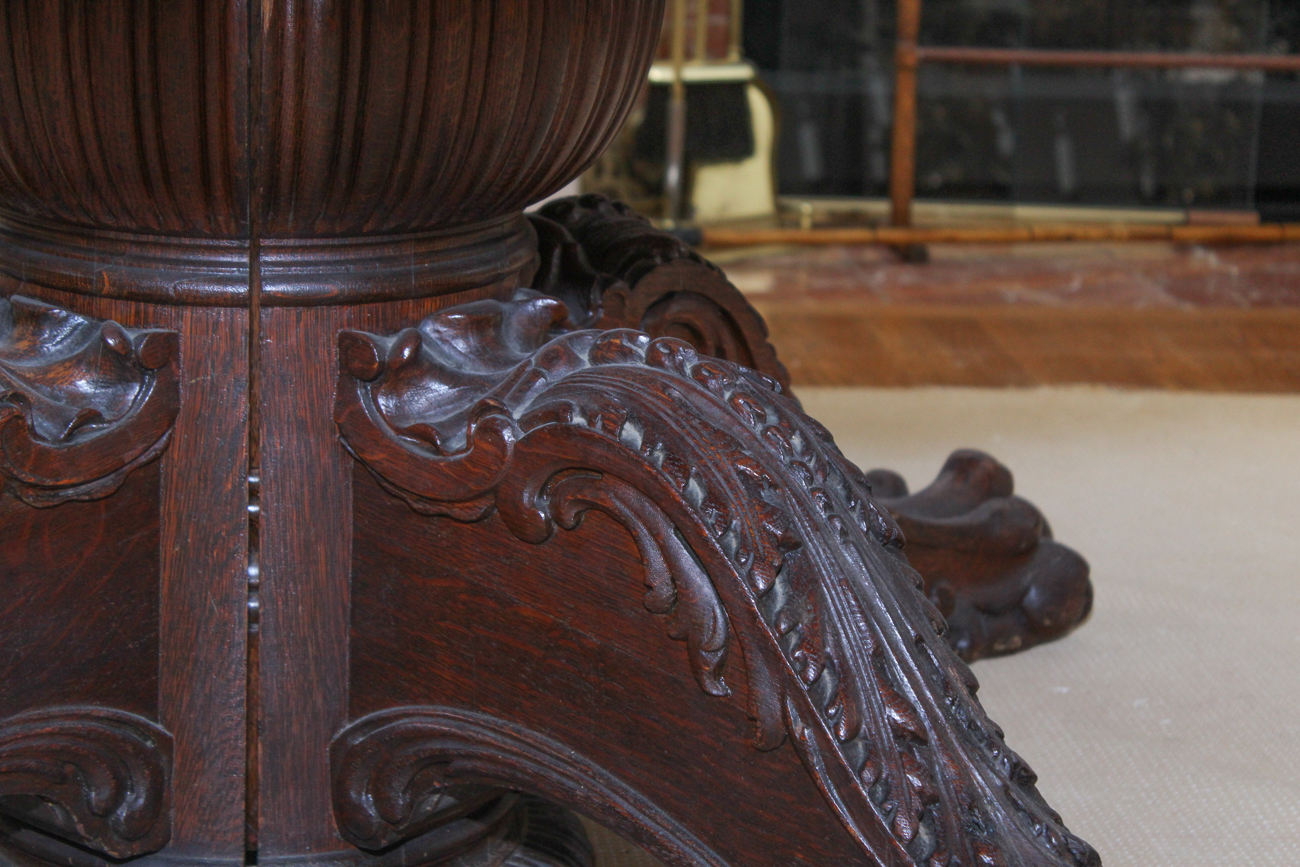 Antique Flame-Grained Oak Extension Table