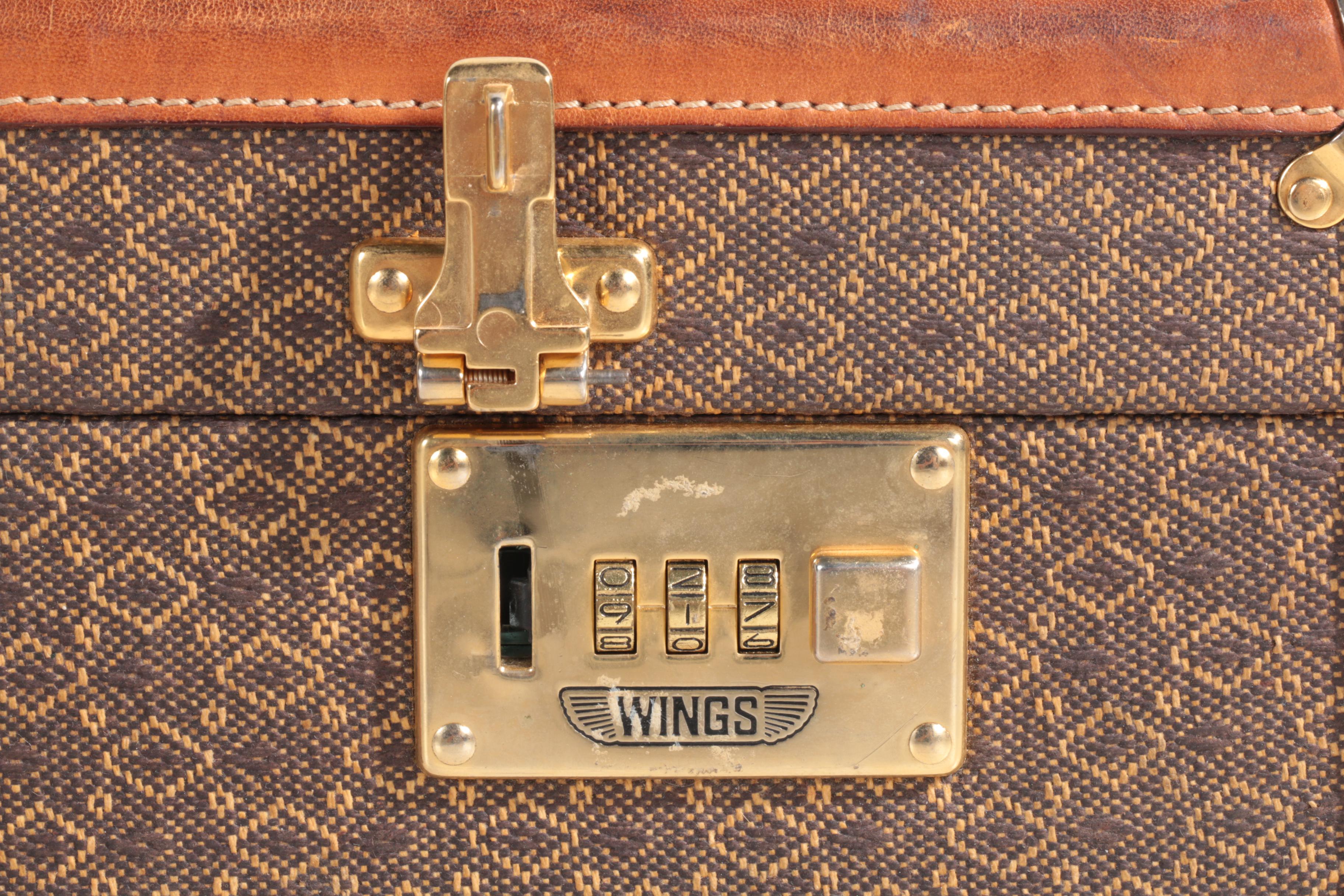 Hartmann "Wings"  Luggage Set