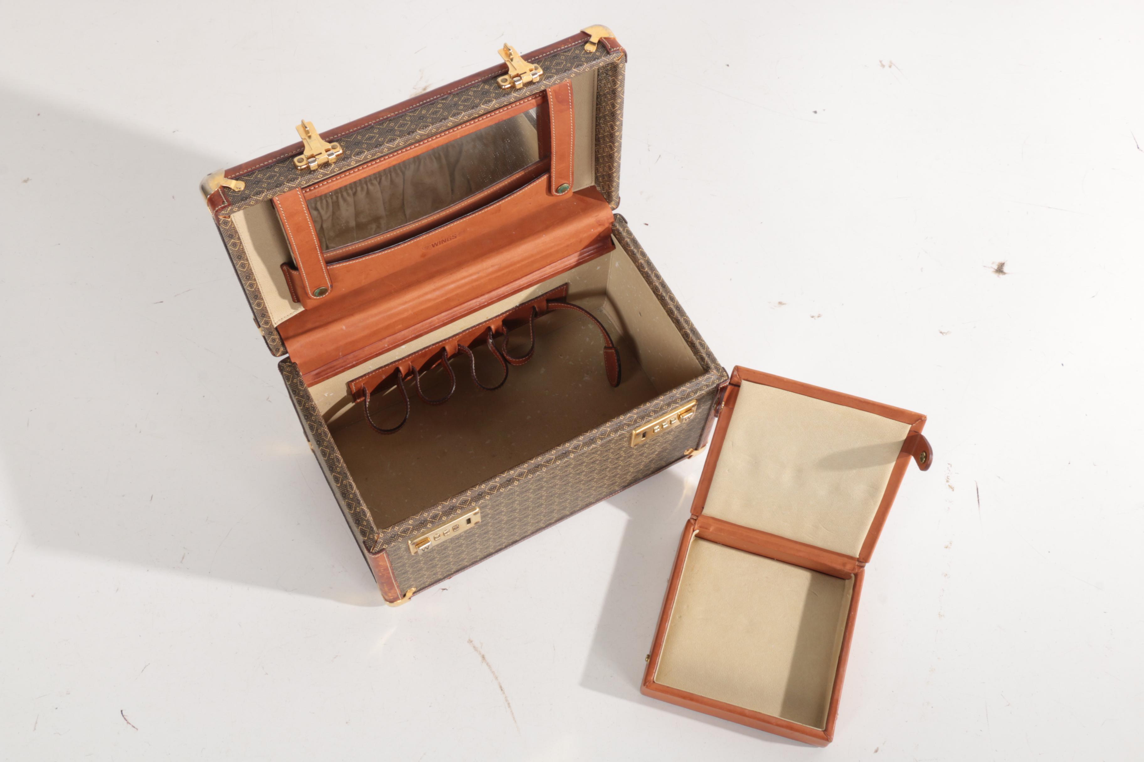 Hartmann "Wings"  Luggage Set