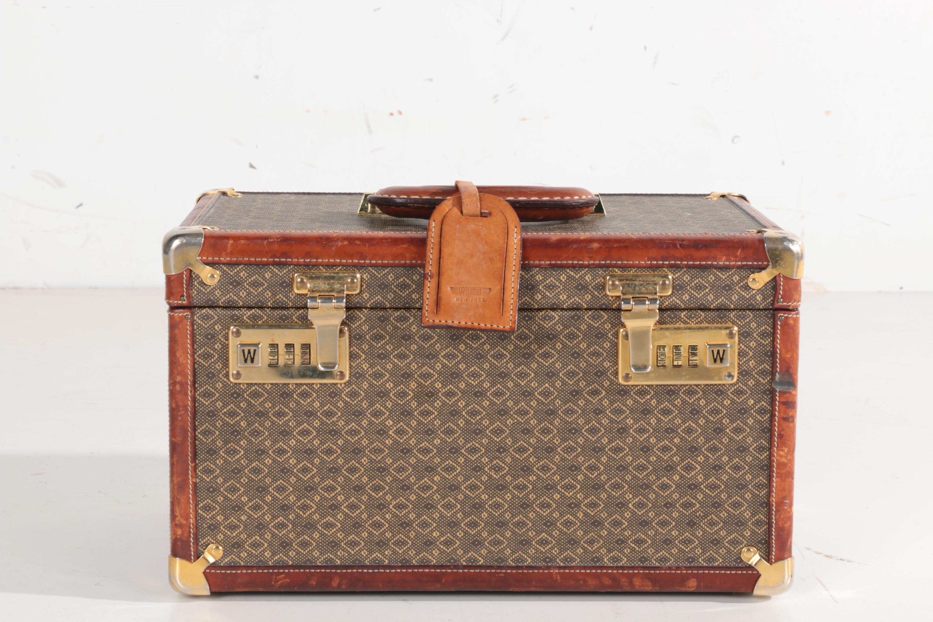 Hartmann "Wings"  Luggage Set