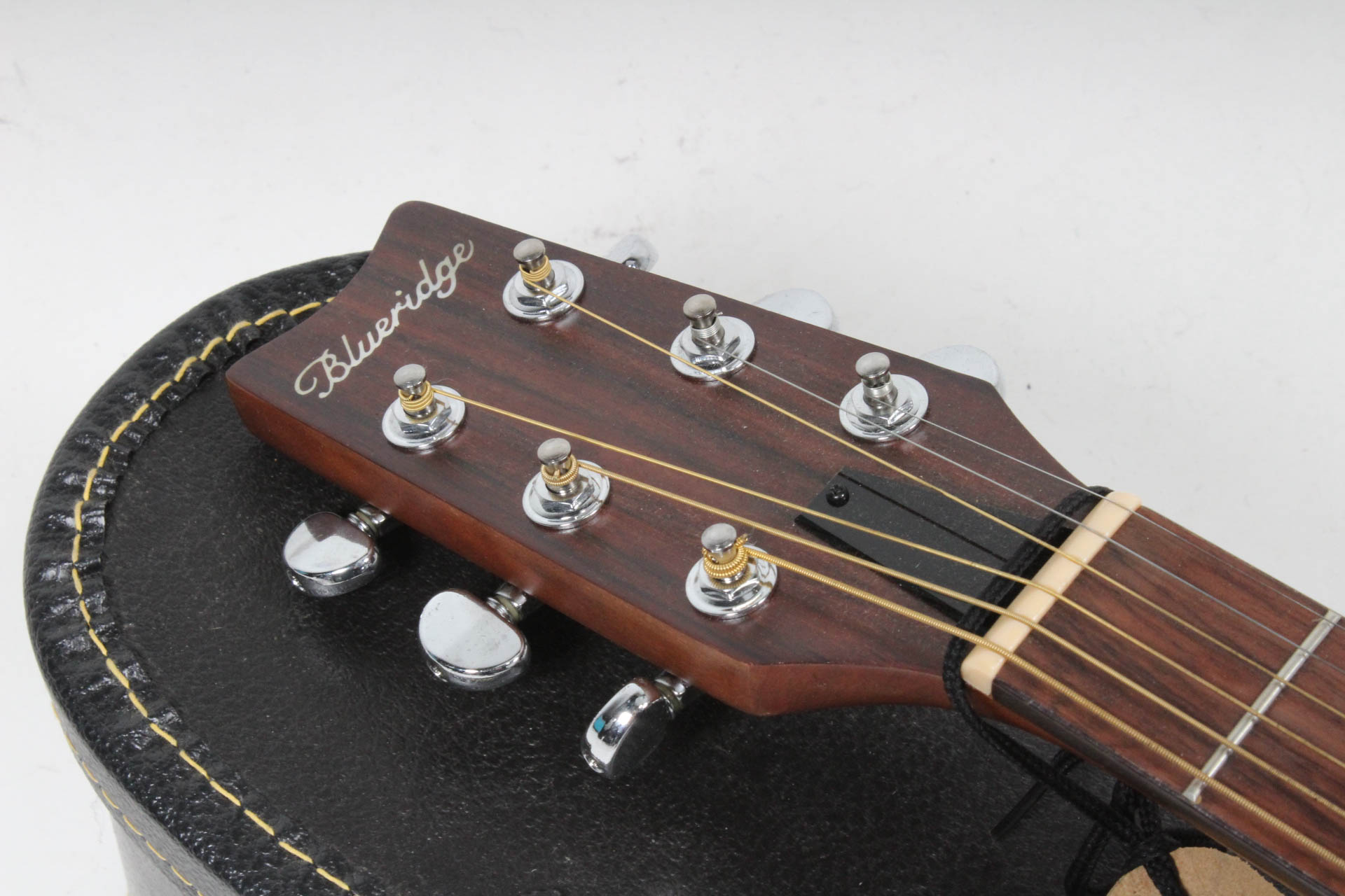 Saga Music Blueridge Contemporary Series Acoustic Guitar, Case and Accessories