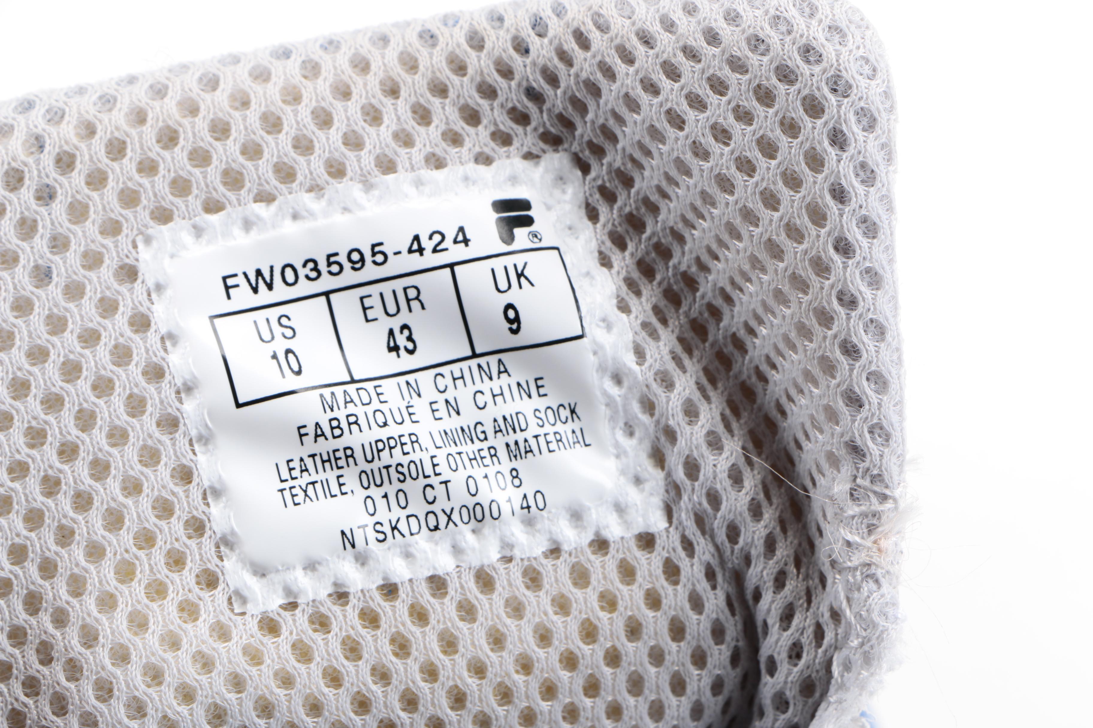 Men's Fila Helmsman Patent Leather Low Basketball Sneakers