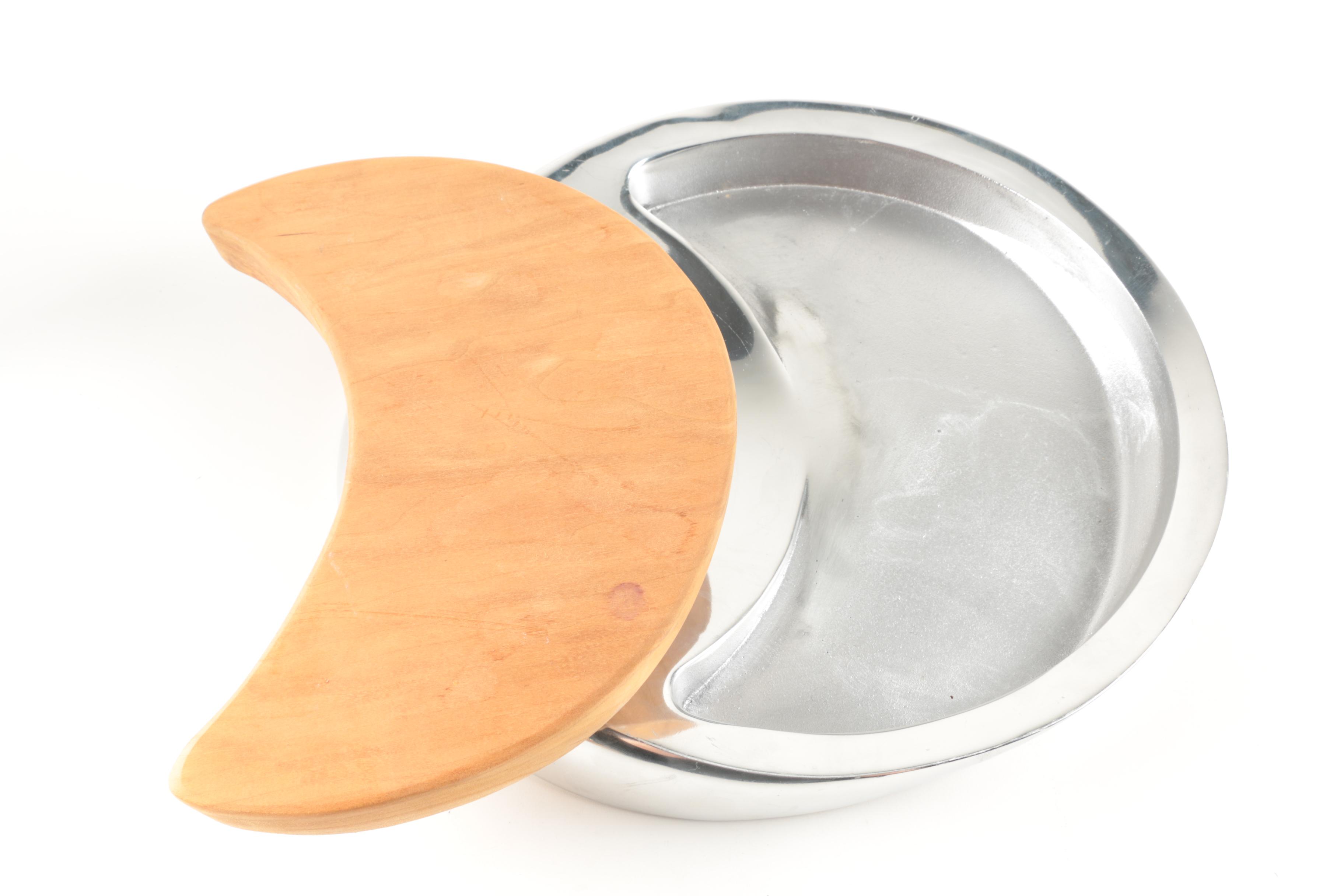 Peter Stothis Nambe "Eclipse" Cheese Tray and Coordinating Serveware