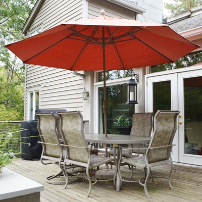 Carter Grandle "Avalon" Patio Dining Set With Umbrella