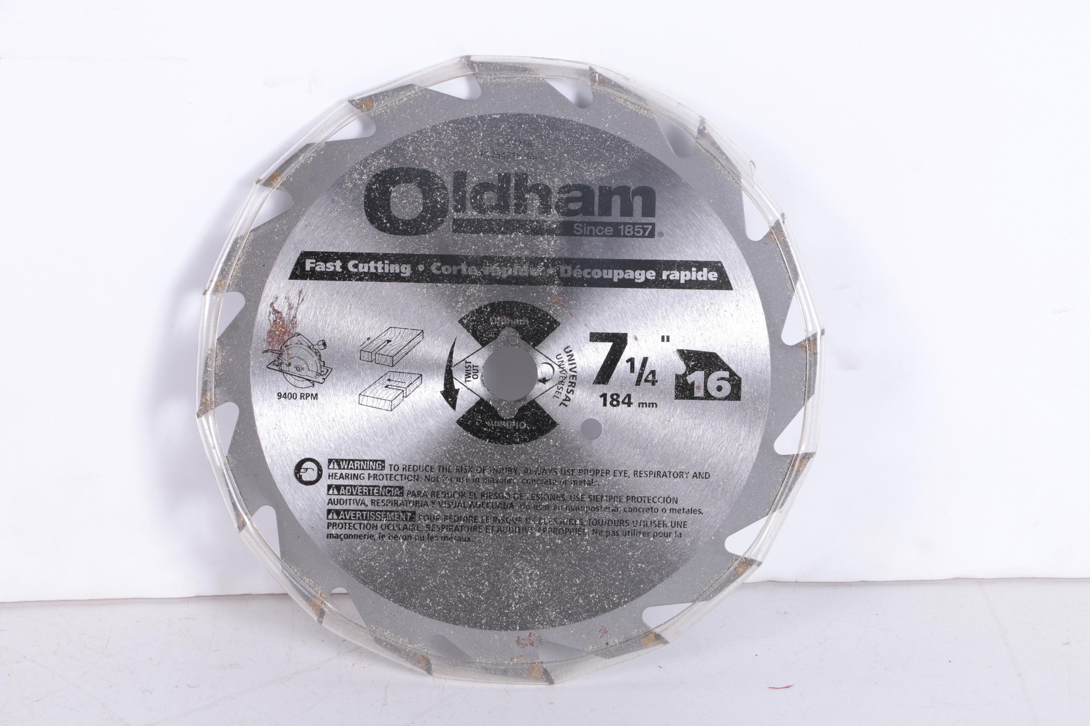 SkilSaw Circular Saw with Accessories