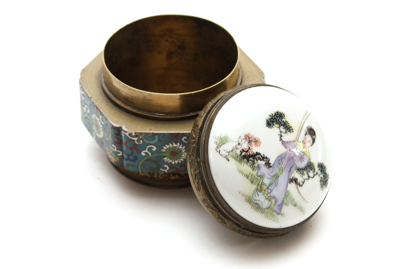 Chinese Porcelain Trinket Box With Enameled Brass Base and Small Vase