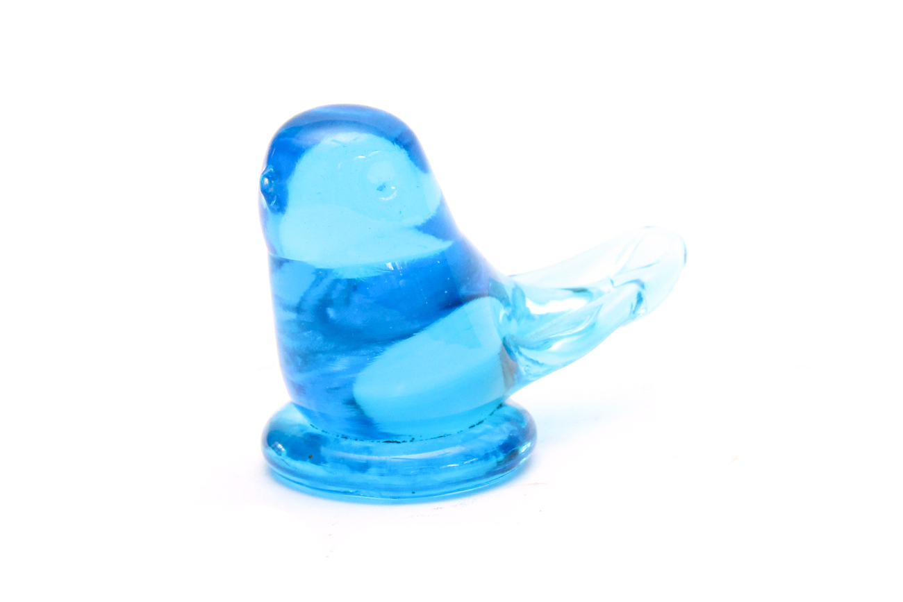 Signed Leo Ward Hand-Blown "Bluebird of Happiness" Glass Bird