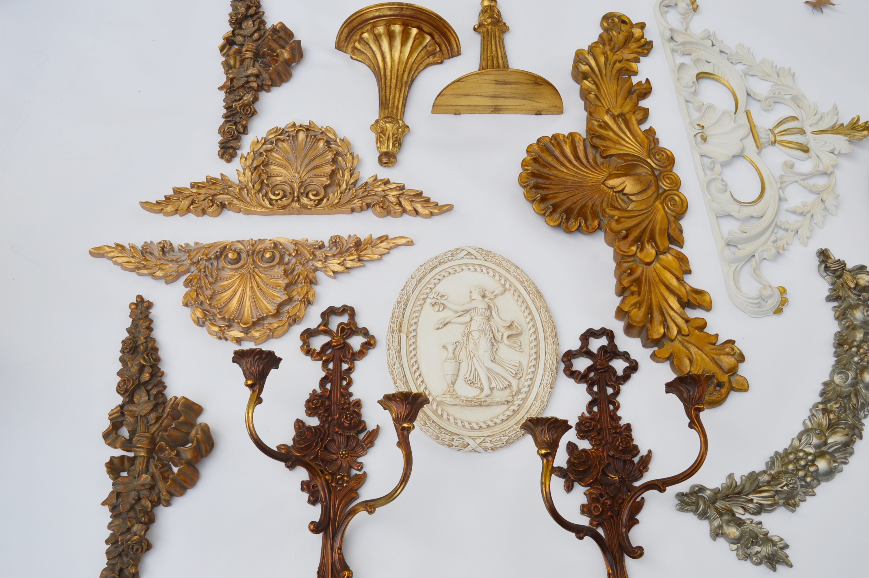 Home Decor Plaster and Wood Wall Shelves and Decor