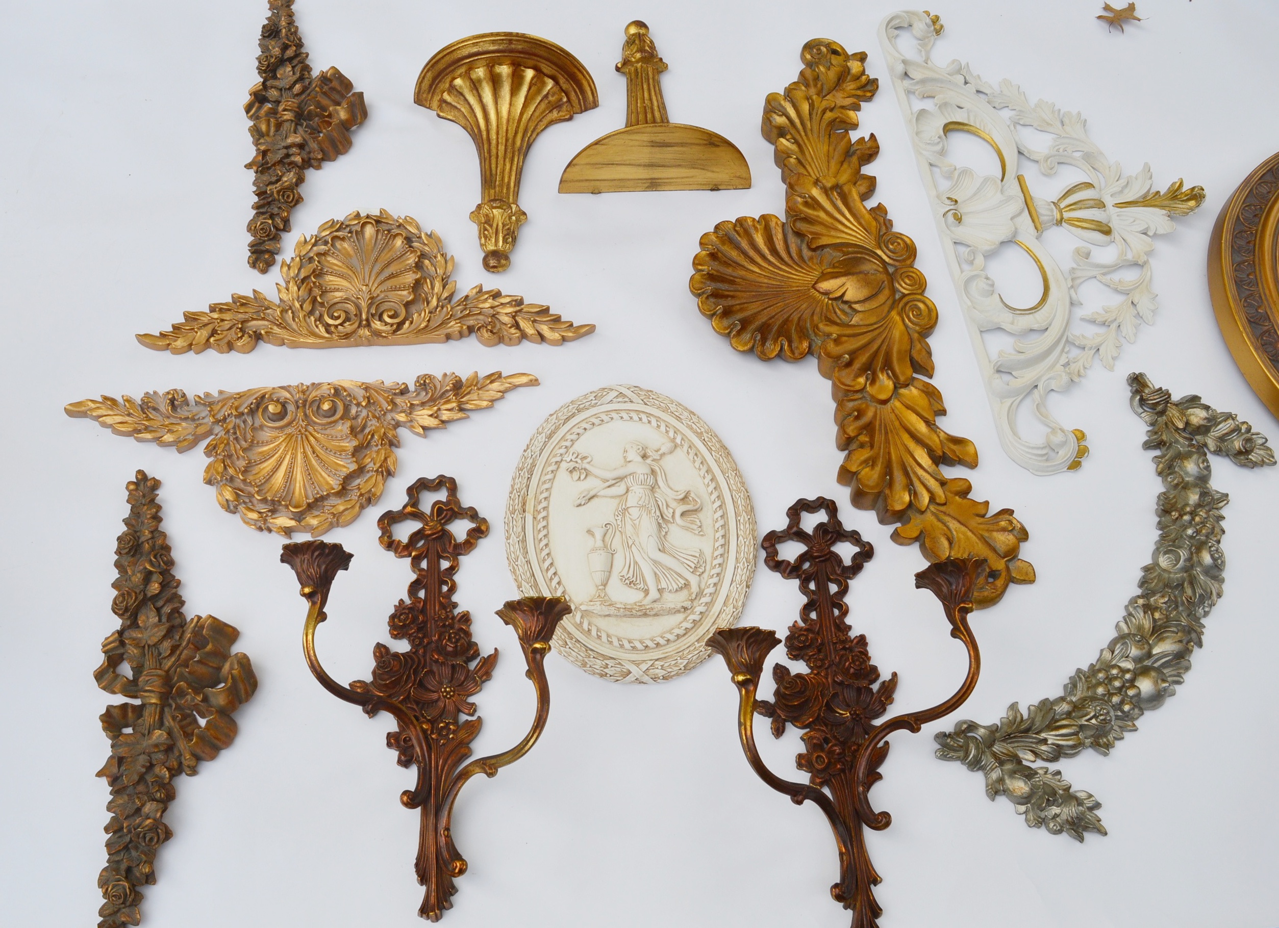 Home Decor Plaster and Wood Wall Shelves and Decor