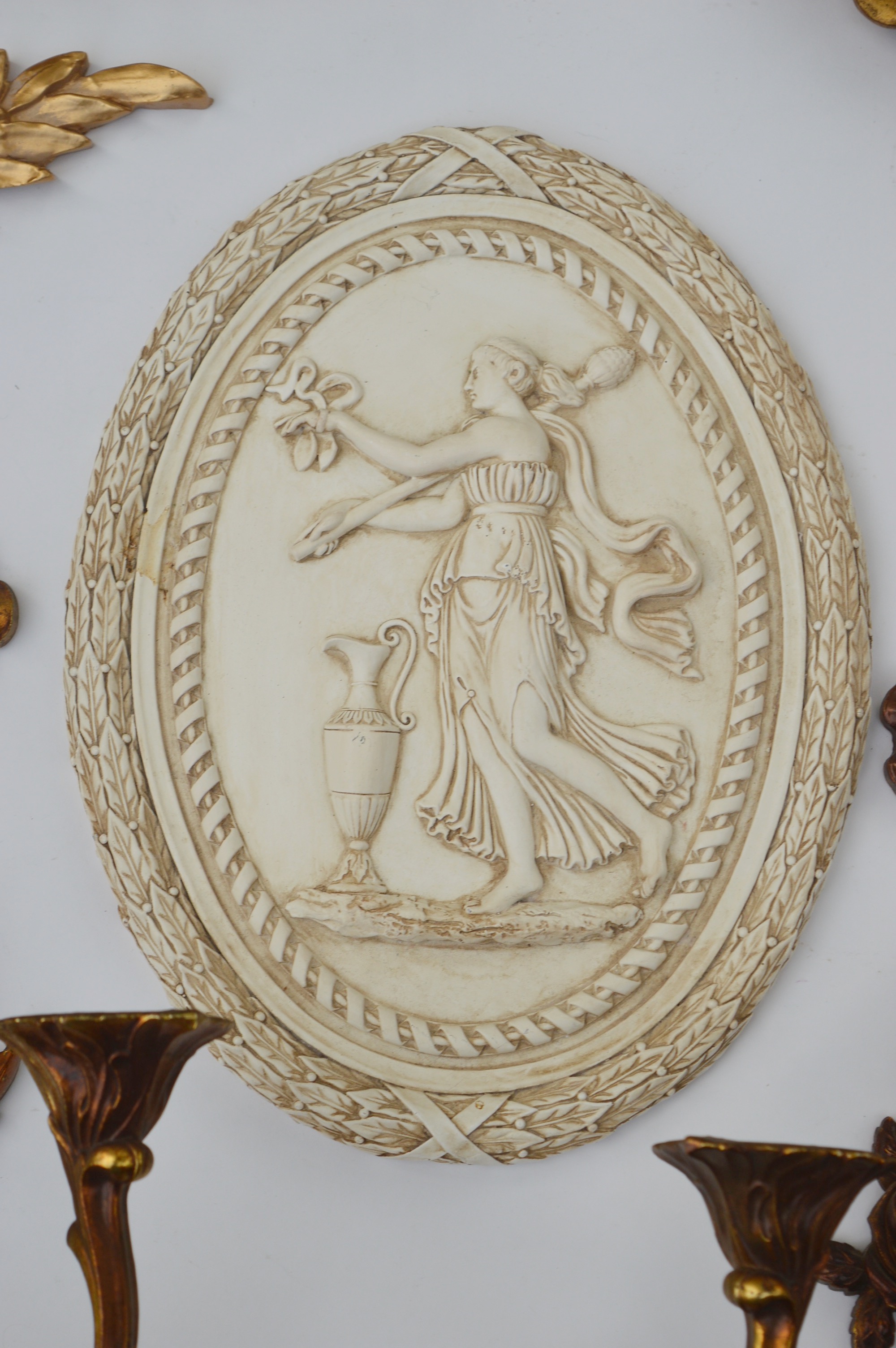 Home Decor Plaster and Wood Wall Shelves and Decor