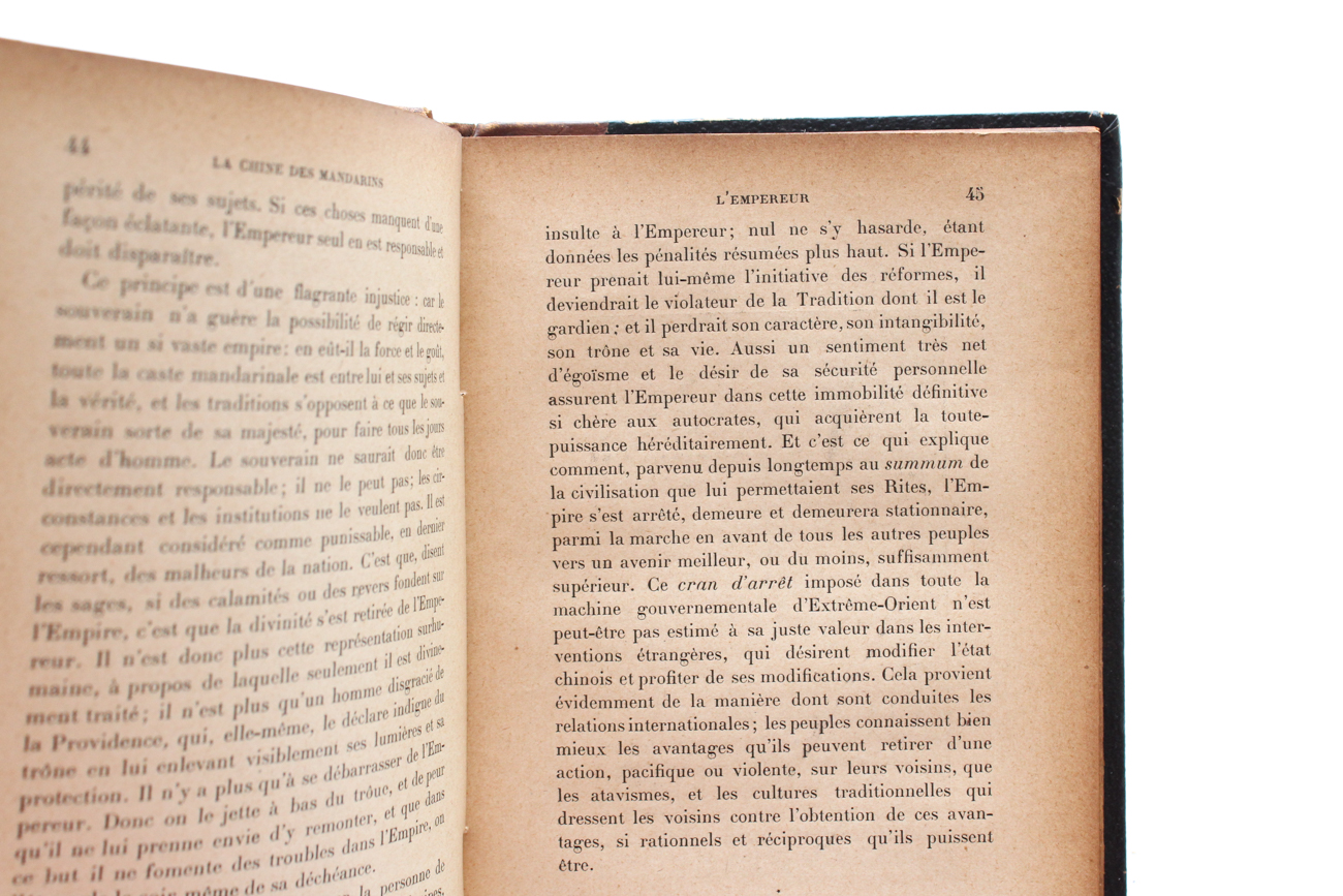 Two Volumes From "Bibliothèque D'histoire Et De Géographie Universell"