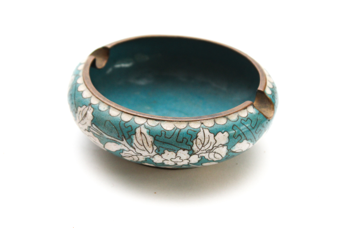 Chinese Cloisonné Smoking Set in Lotus Pattern